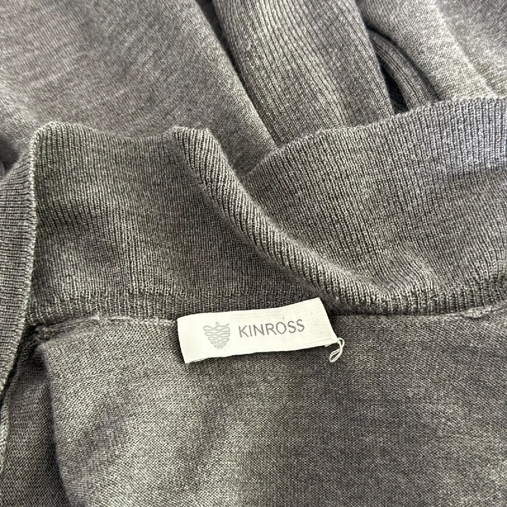 Kinross Cashmere Ruffle Open‎ Front Cardigan Sweater Size XS Gray Cozy Knit